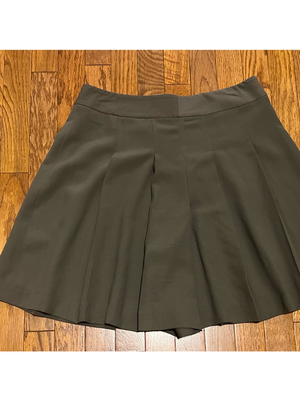 Nine West Olive Green Pleated Skater Shorts